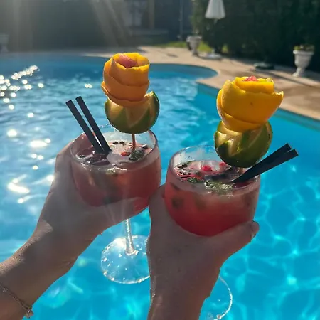 Casa Fundevila فندق