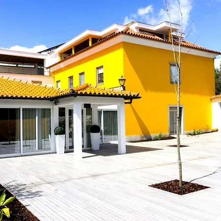 De Charme Casa Fundevila Hotell 3*
