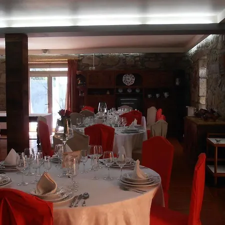 Casa Fundevila فندق