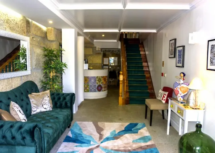 De Charme Casa Fundevila Hotel 3*